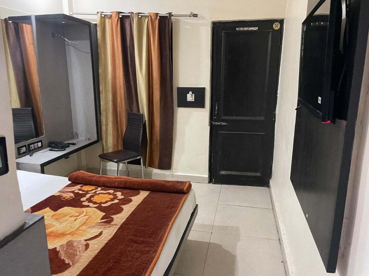 Hare Krishna Paharganj Hotel 3*
