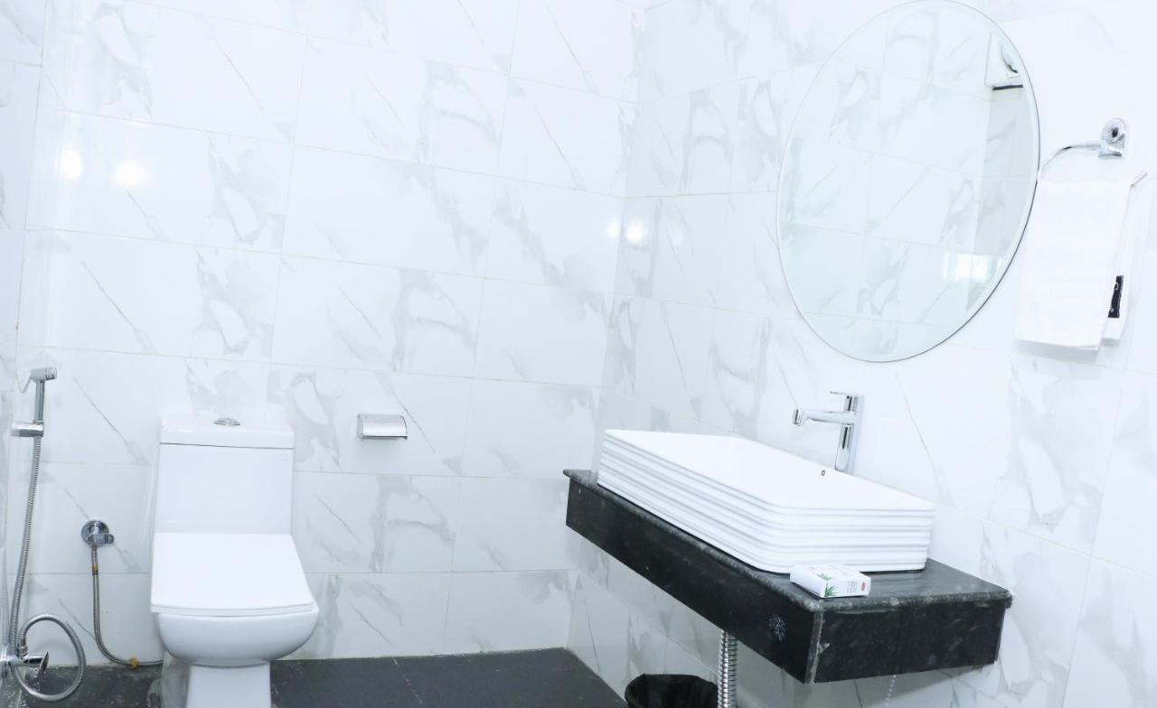 Hotel Gallivanto - Rohini Delhi (National Capital Territory of India)