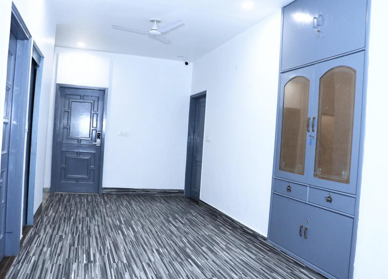 Gallivanto - Rohini Hotel 3*
