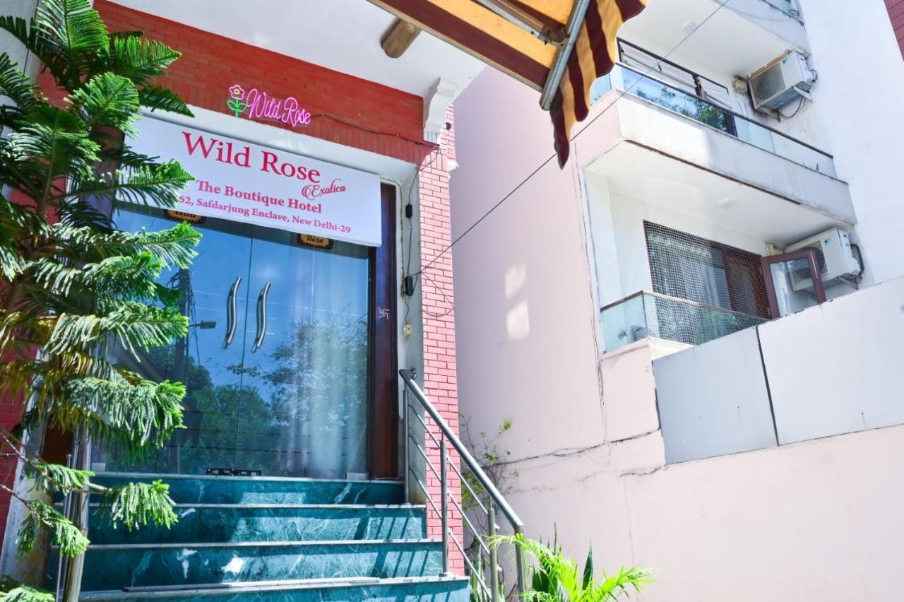 Wild Rose 3*