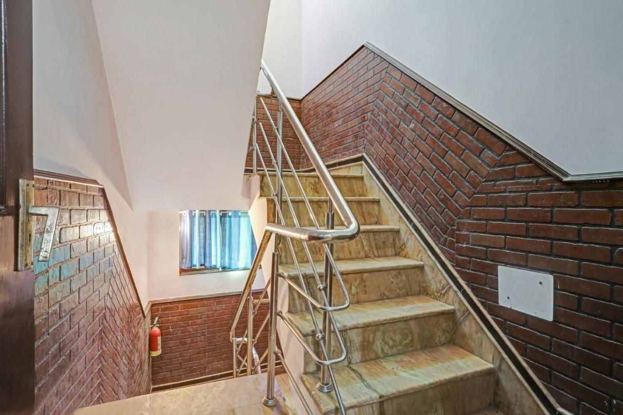 Flagship Horizon 10 Residency Hotel 3*
