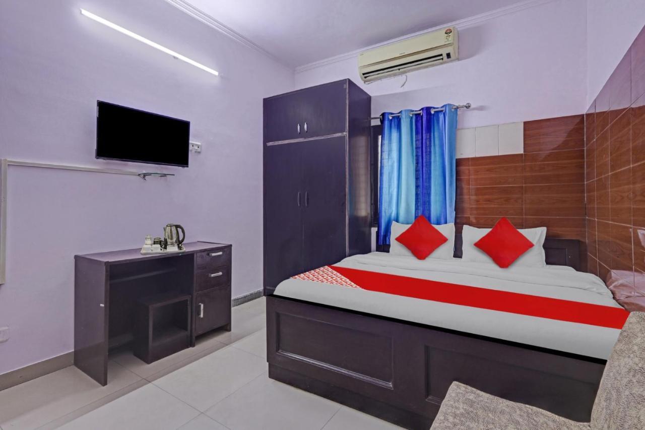 Flagship Horizon 10 Residency Hotel