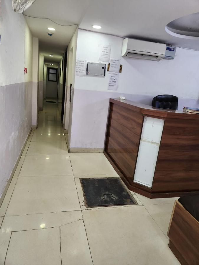 Cozy Cave Hotel New Delhi