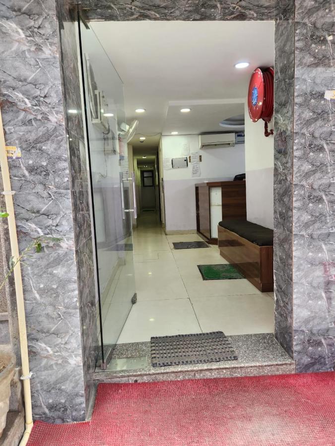 Cozy Cave Hotel 3*