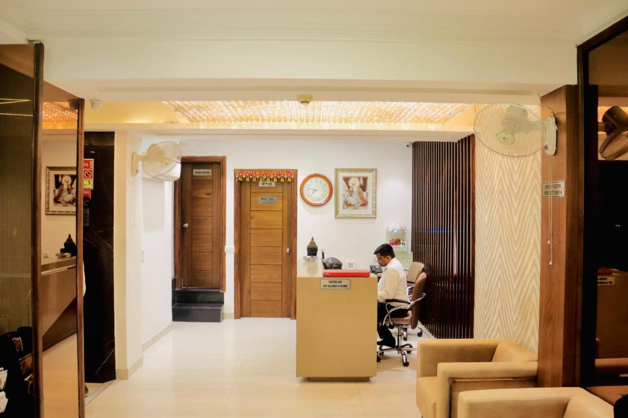 Hotel Magic Tree Karol Bagh Metro Station New Delhi (National Capital Territory of India)