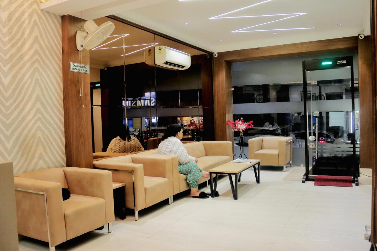 Magic Tree Karol Bagh Metro Station New Hotel 3*