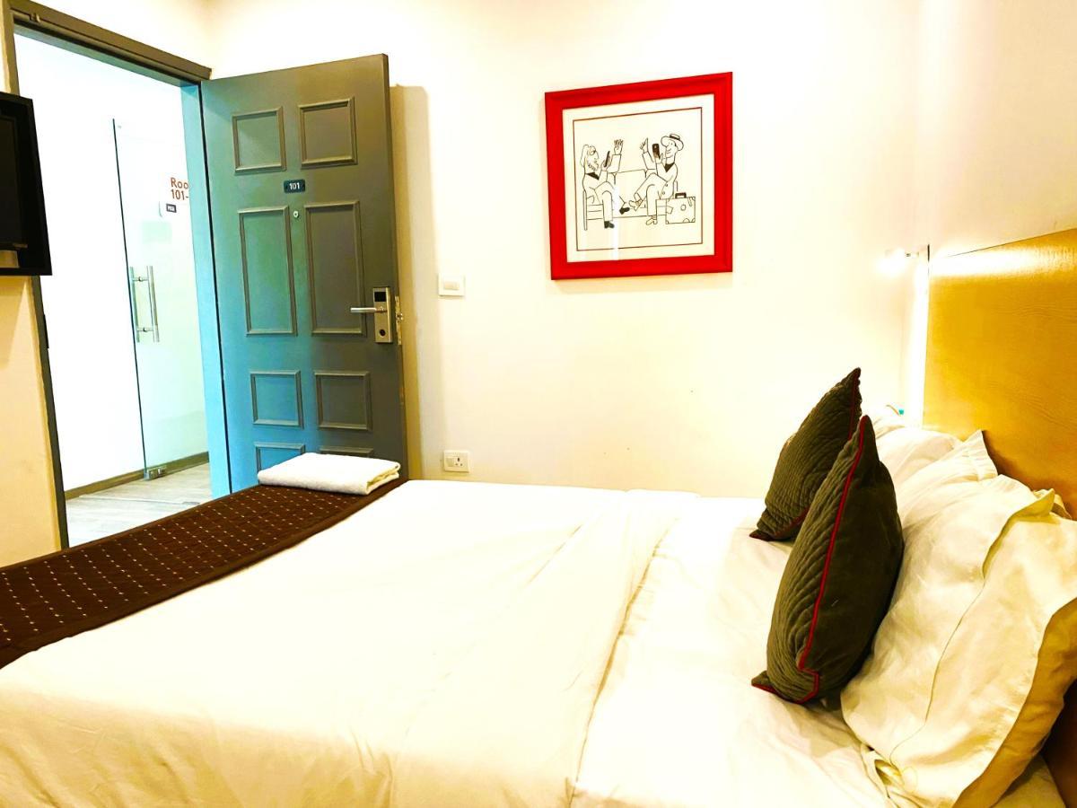 Qotel Ip Residency East Delhi Preet Vihar Hotel