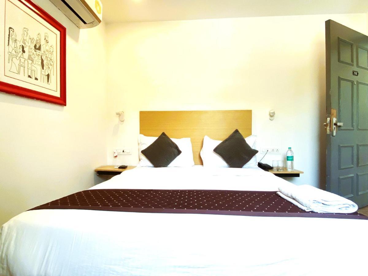 Hotel Qotel Ip Residency East Delhi Preet Vihar