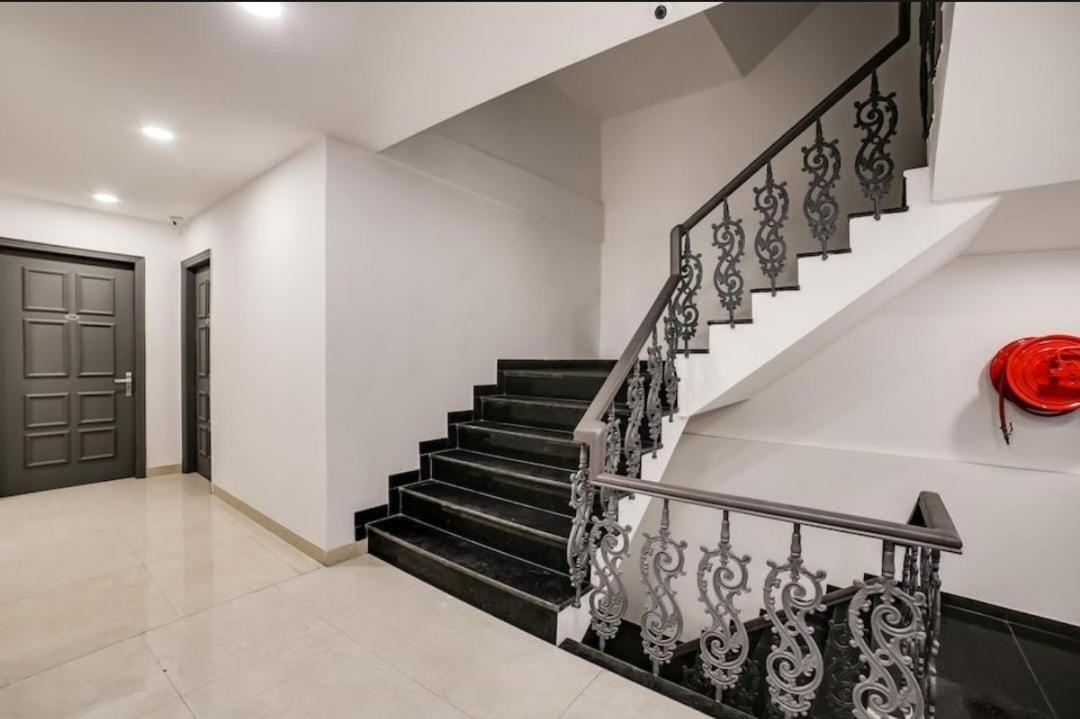 Hotel Nirpra Residency
