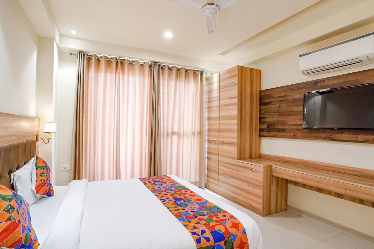 Fabexpress My Hotel New Delhi