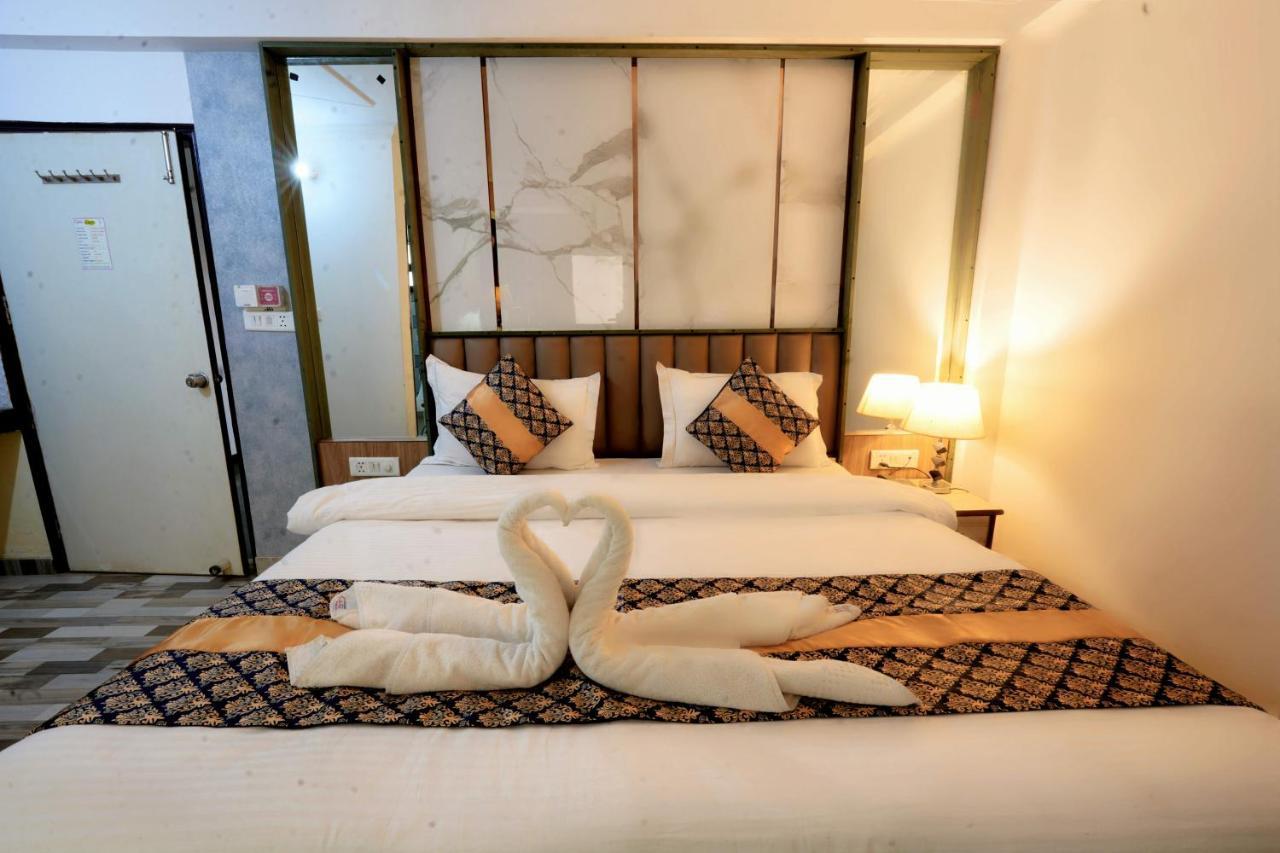 Hotel Opera Near Igi Airport Delhi