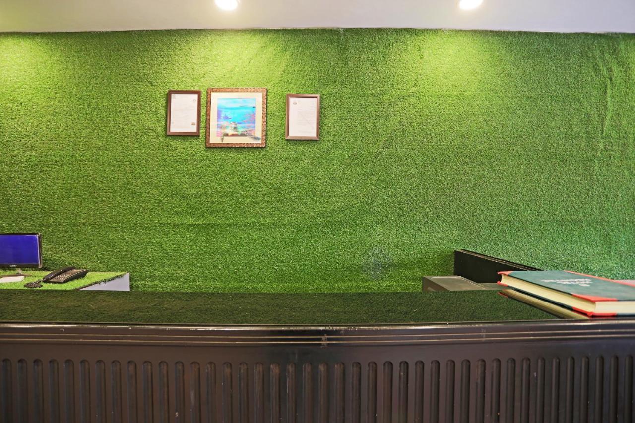 Yellow Chilli Britannia Chowk- Couple Friendly Local Id Accepted Hotel