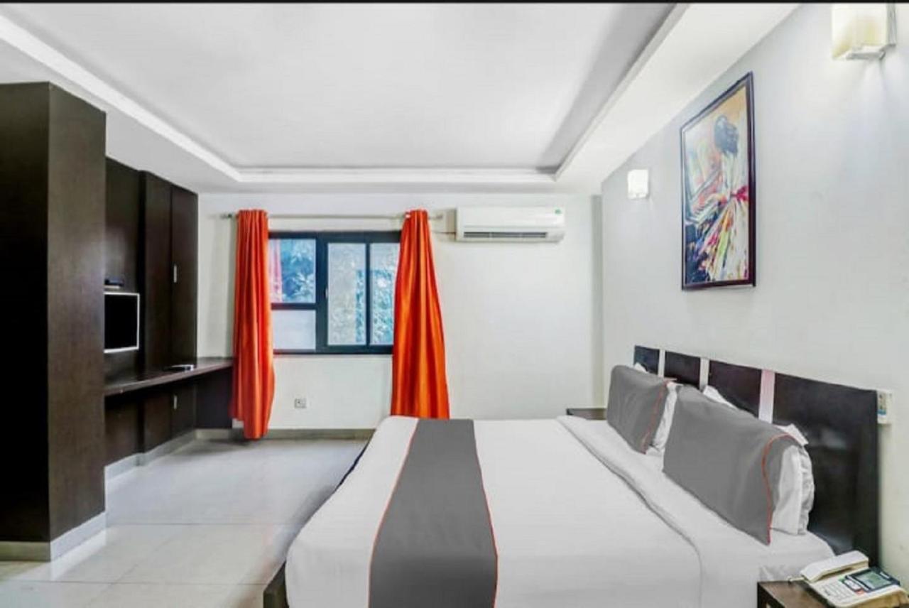Del Fox Hotel, Delhi Airport