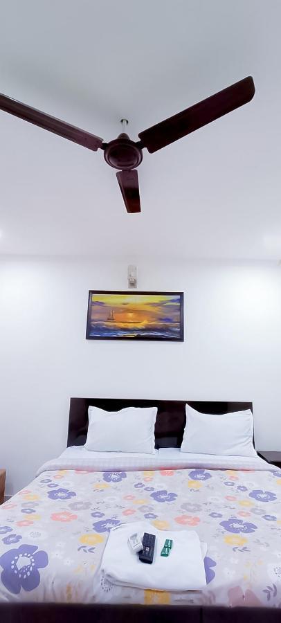 Premium In Jangpura Bhogal Near Nizamuddin Railway Station Hotel 3*
