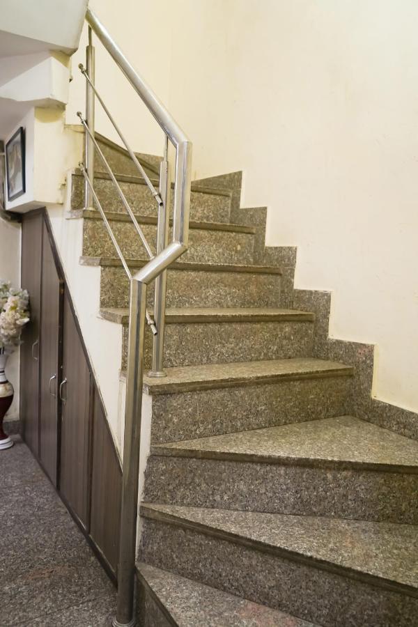 Premium In Jangpura Bhogal Near Nizamuddin Railway Station Hotel 3*