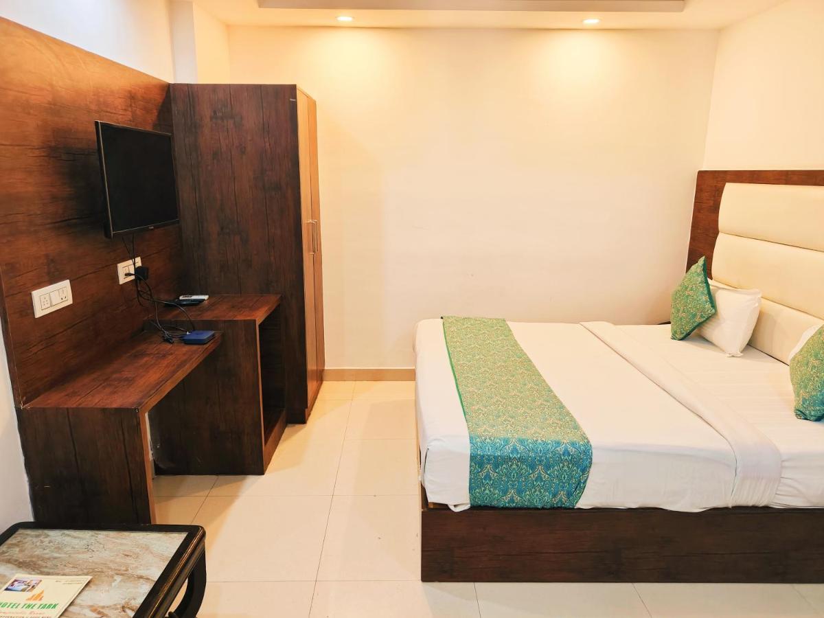 Hotel Ambience Plaza Near Igi Airport Delhi