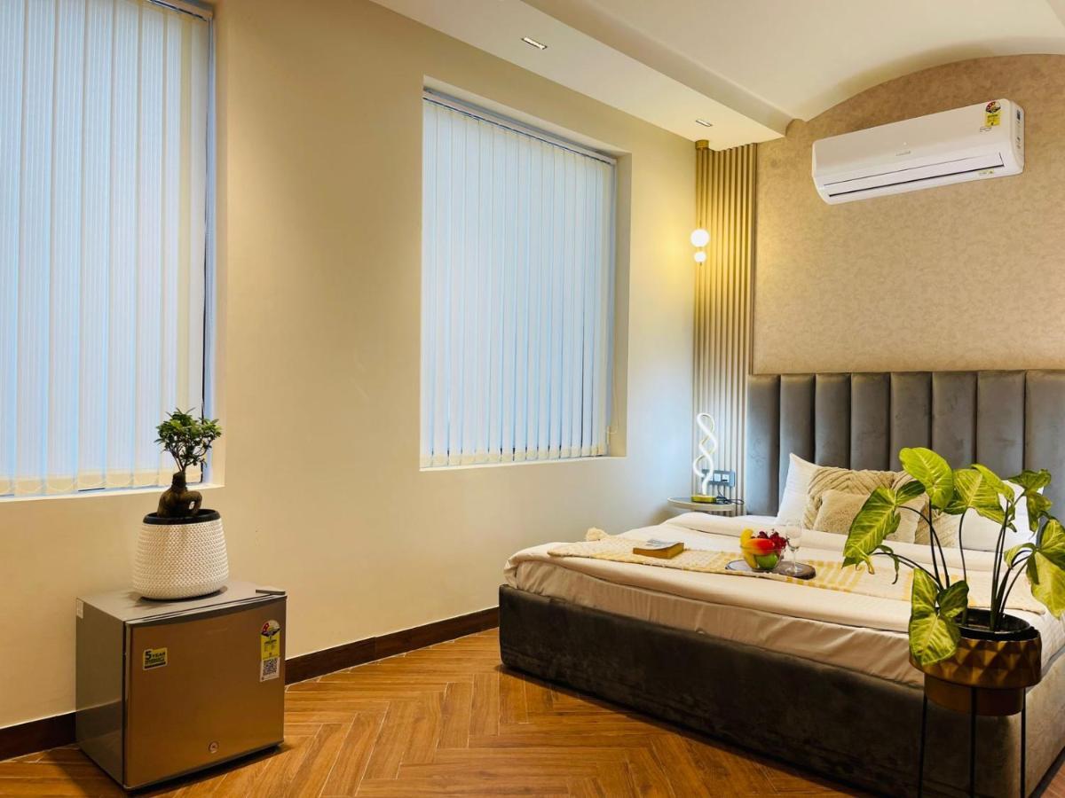 Bed & Breakfast Premium Suites In Malviya Nagar *