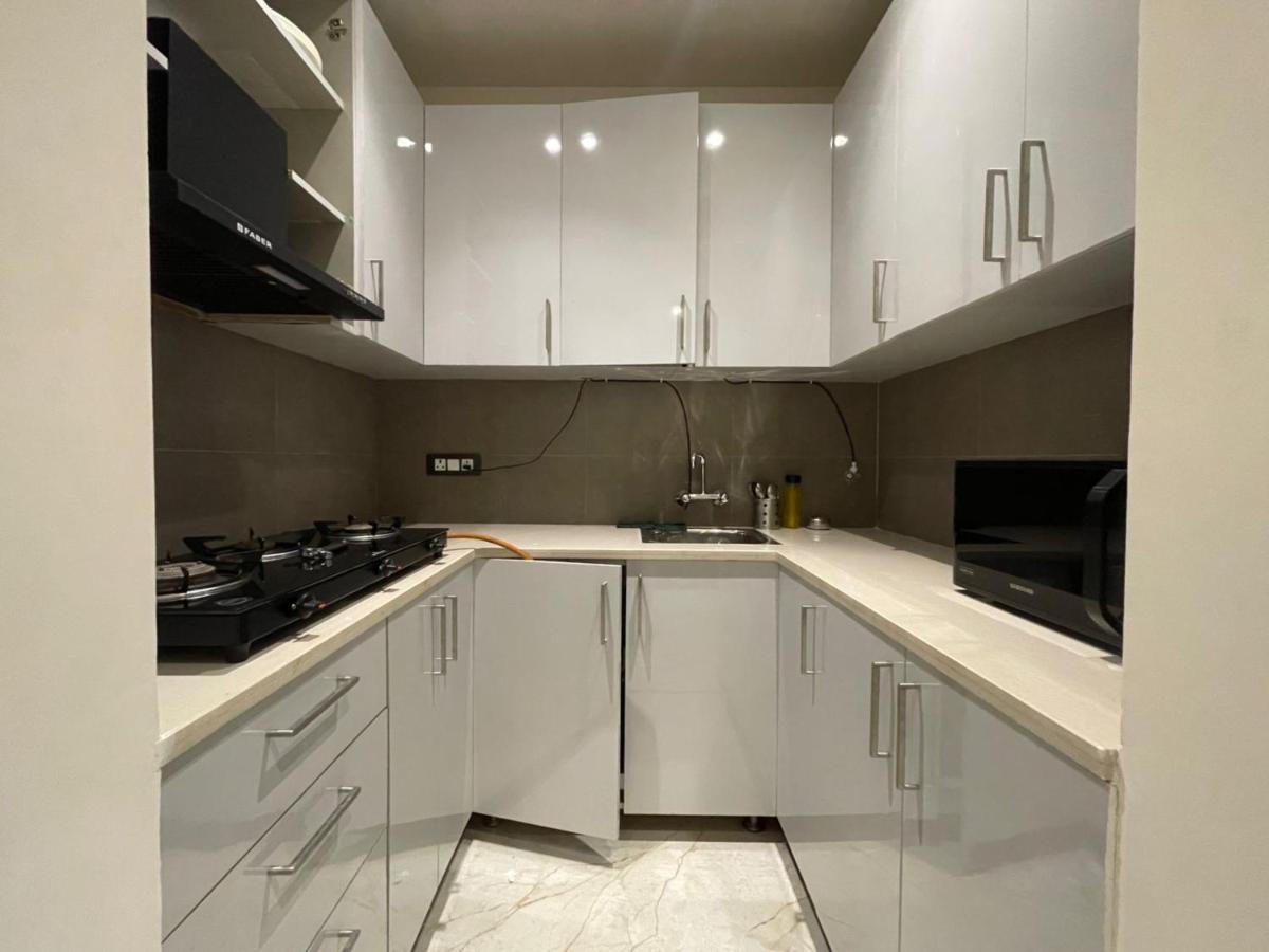 Premium Suites In Malviya Nagar