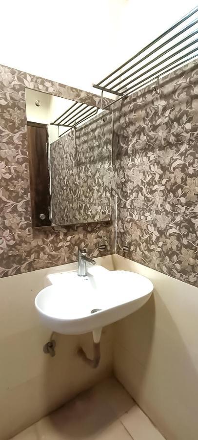 Lagoon - Select Walk Mall Hotel 3*