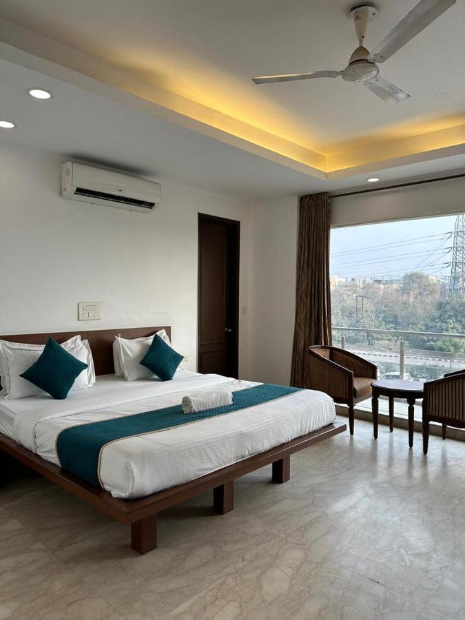 Hotel The Imperio 3*