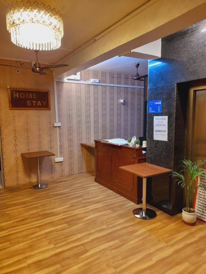 Ac Hostel New Delhi