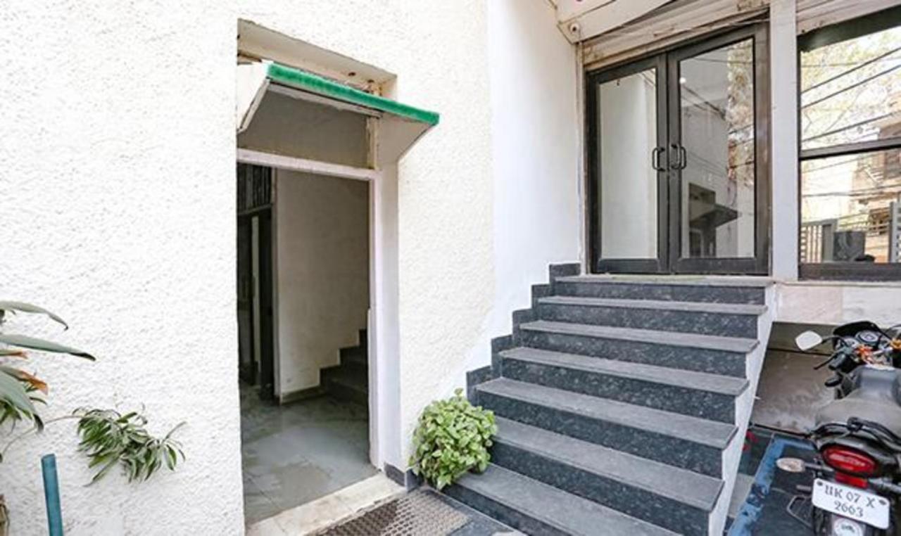 Hotel Fabexpress Premium I New Delhi