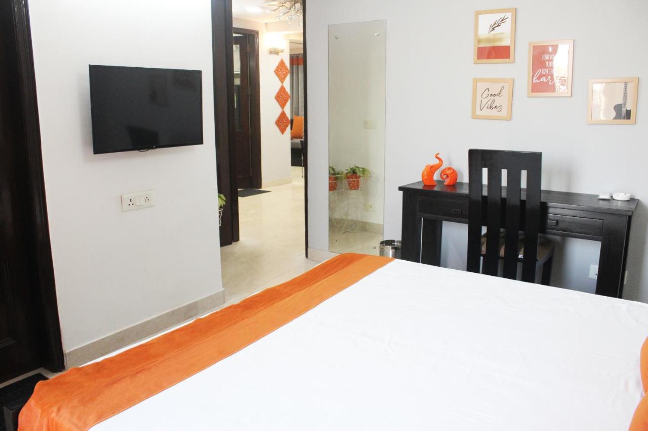 Premium Luxurious 2bhk W/ Huge Livingroom New Delhi