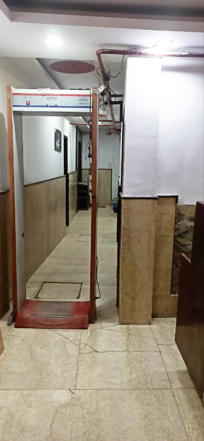 Hotel Odeon Continental New Delhi