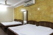 Hotel Kelson Dx With Parking, 2mins From Metro Station Near Railway Station Nova Deli