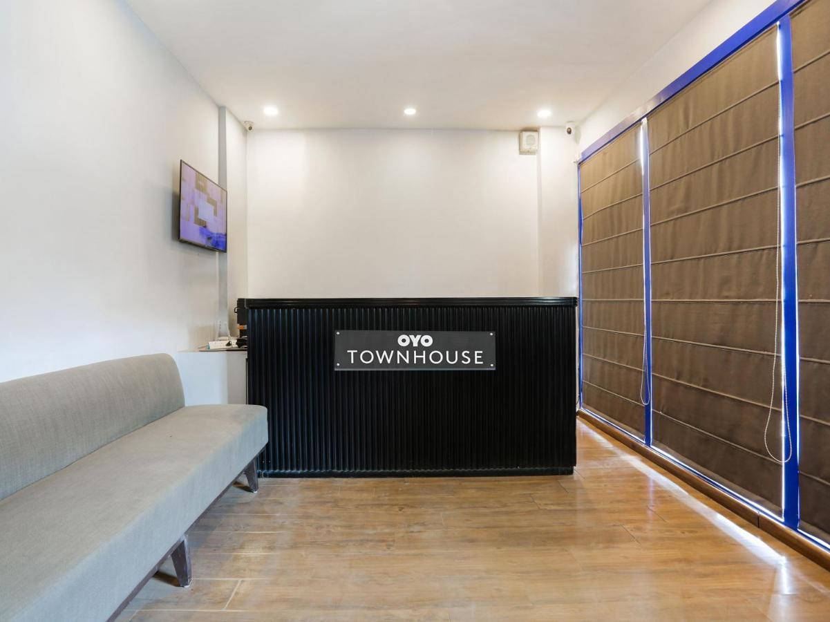 Townhouse Meera Bagh 4* Delhi (National Capital Territory of India)