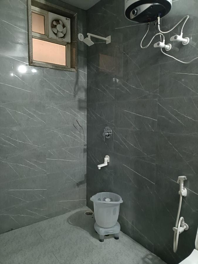 Airport Delhi 4*