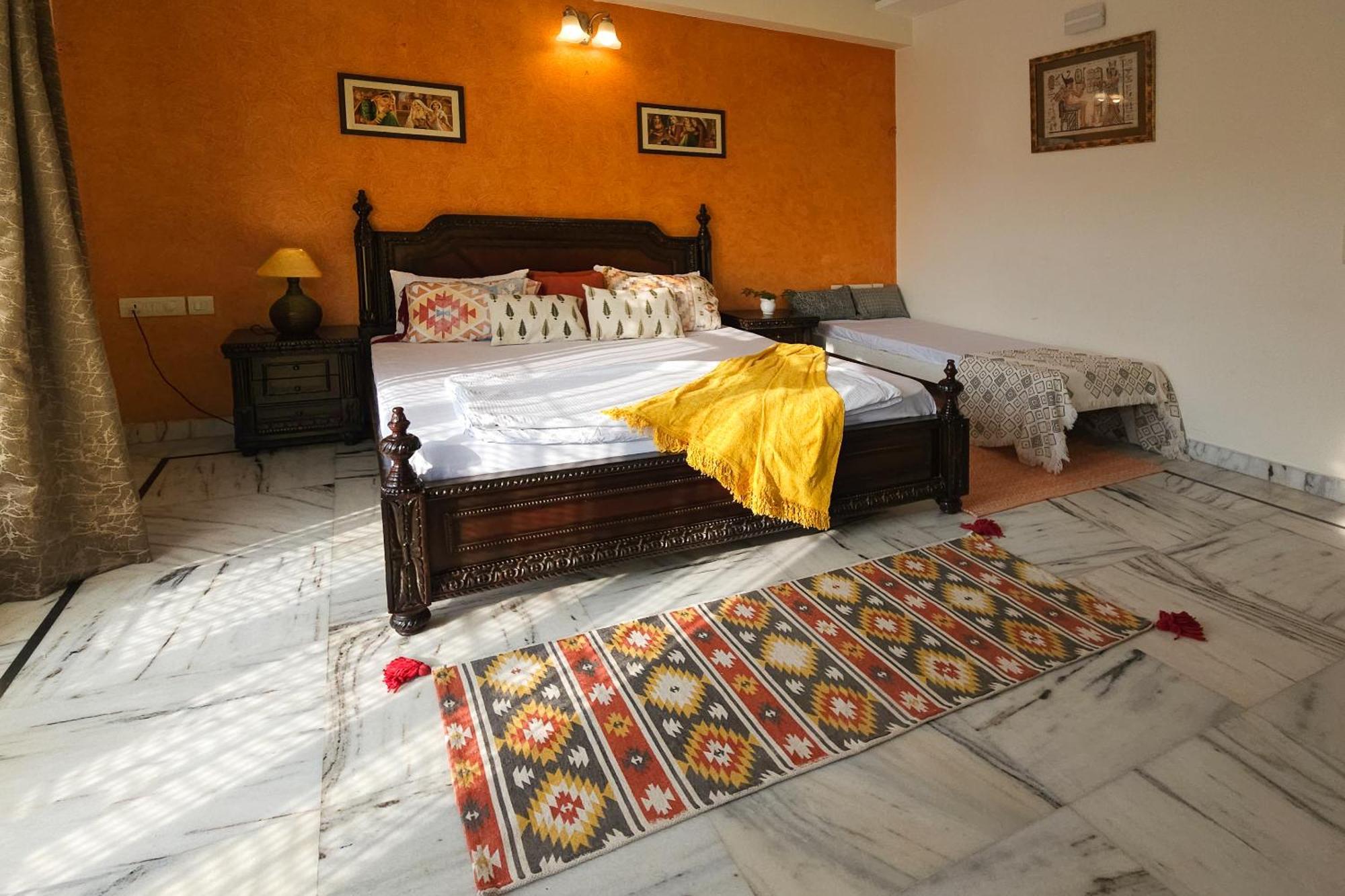 Prakash Kutir Homestay New Delhi