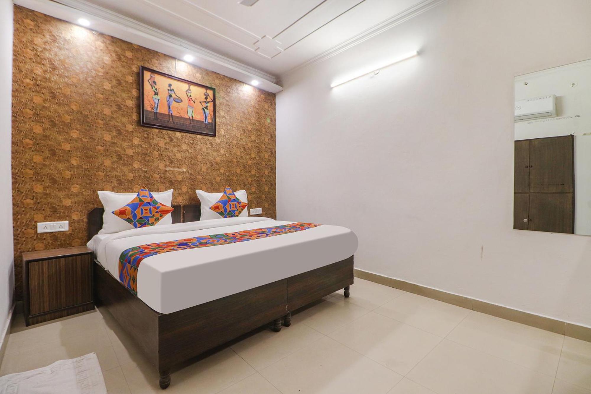 Fabhotel Rainbow Near Igi Airport New Delhi