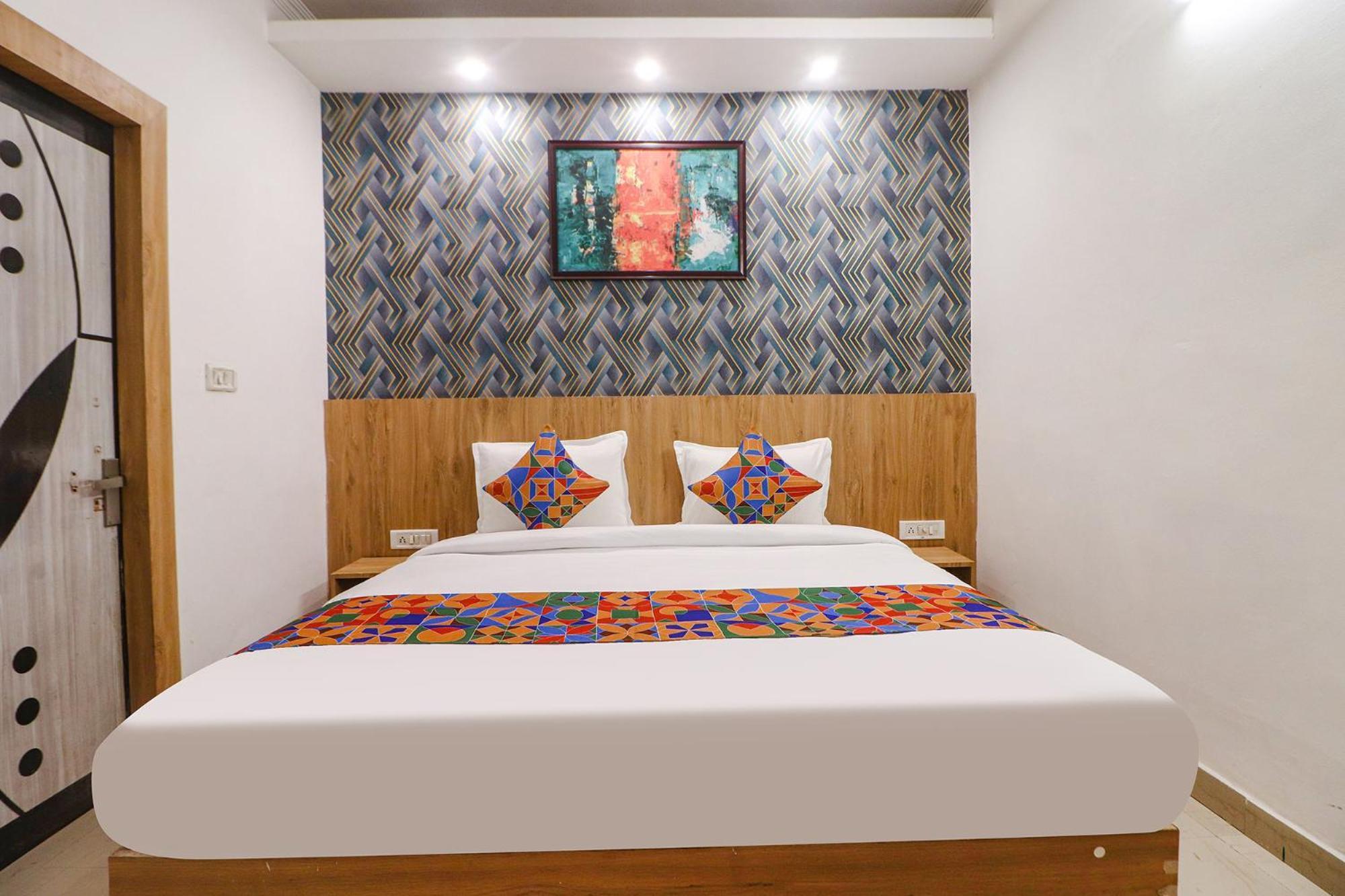 Hotel Fabhotel Rainbow Near Igi Airport