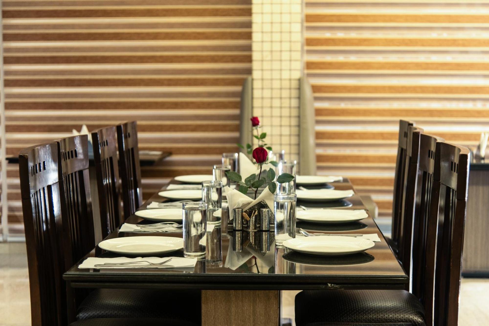 Mayur Hotel New Delhi