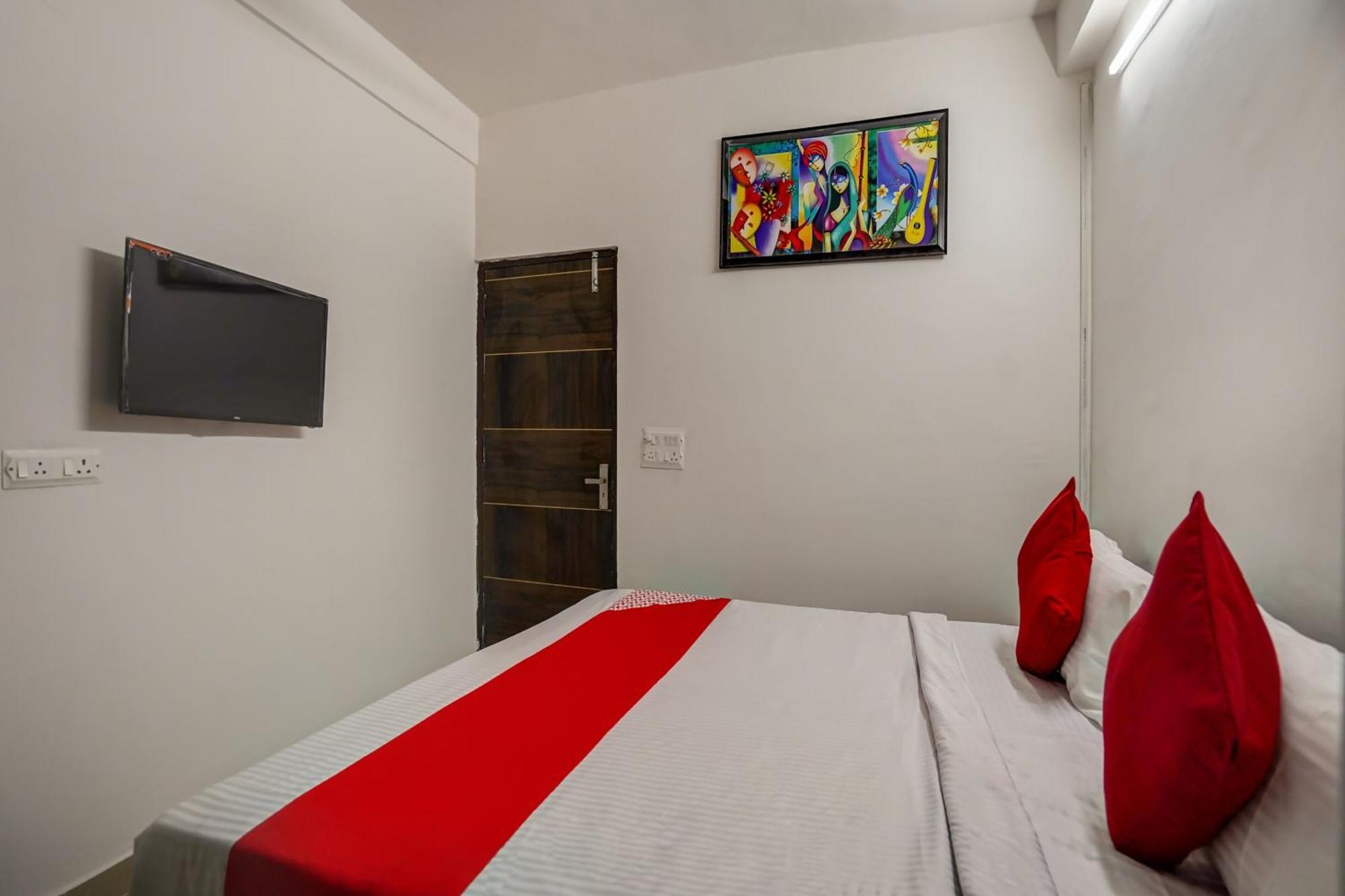 Oyo Flagship 75287 Pubg Residency 3* New Delhi