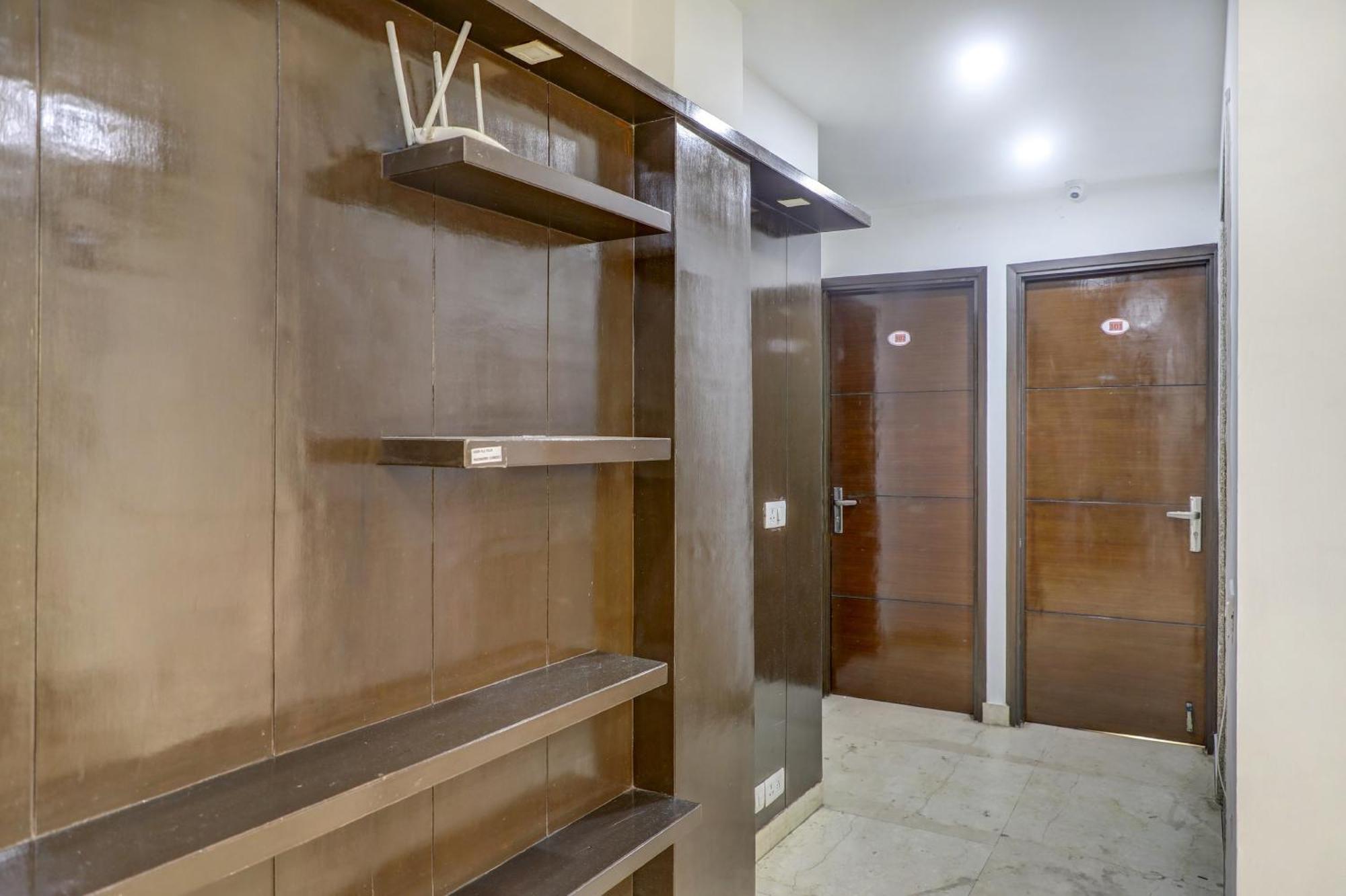Hotel Collection O R S Near Lotus Temple New Delhi