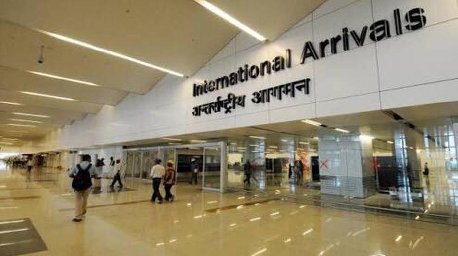 Del Near Igi Airport Hotel