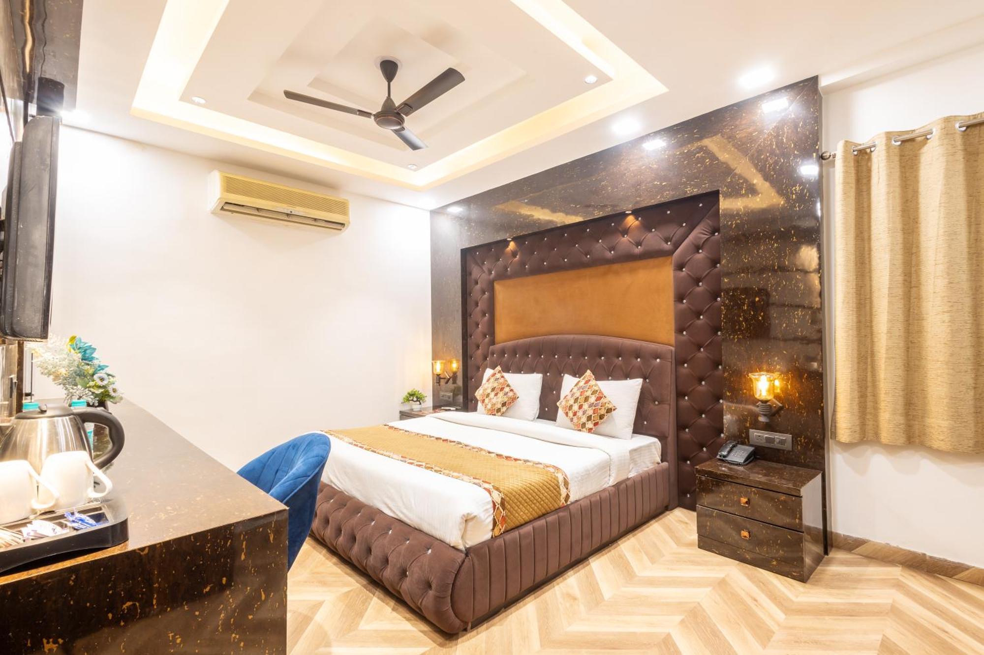 Cosmo Near Blk Hospital Karol Bagh Hotel Delhi (National Capital Territory of India)