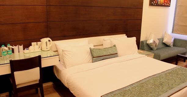 Hotel Amrapali Grand New Delhi