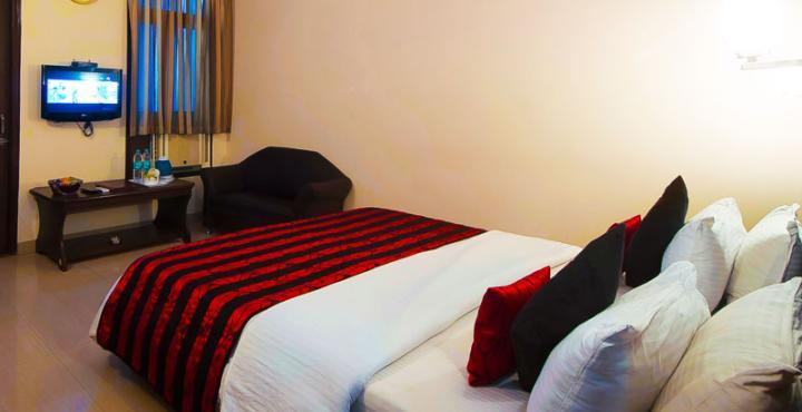 Airport Vishal Residency Hotel