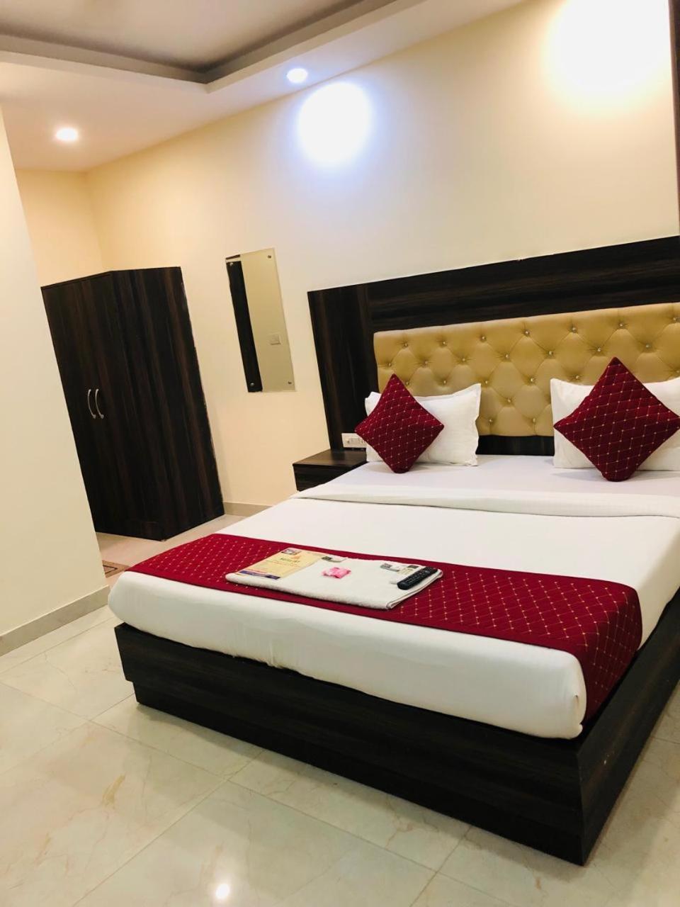Iby 4*