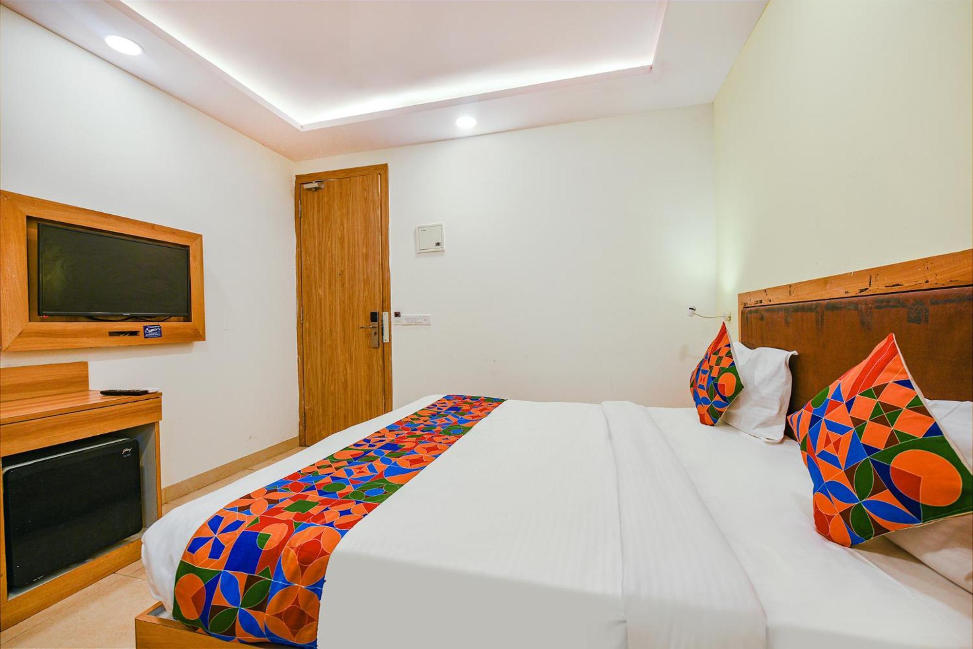 Hotel Fabhotel Royal Residency I 3*