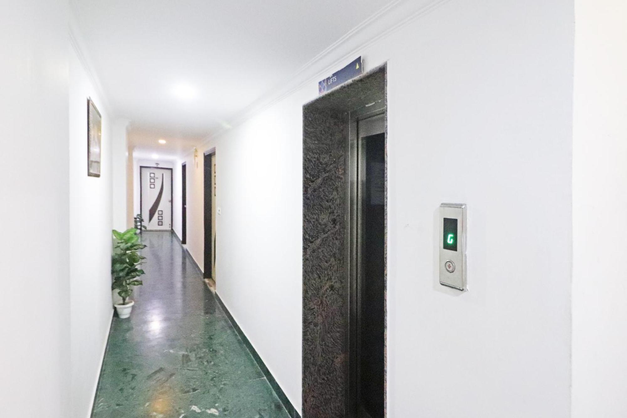 Hotel Clink Airport House -new Delhi Nova Deli