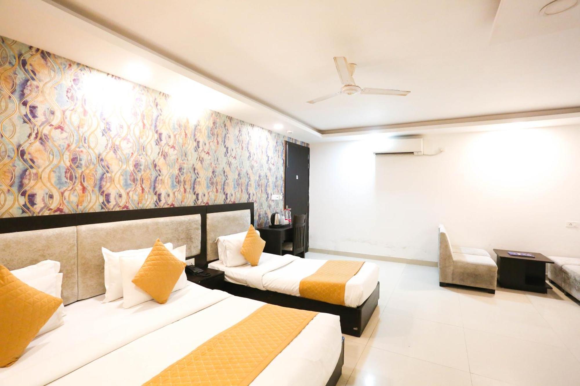 Hotel Aashiyana