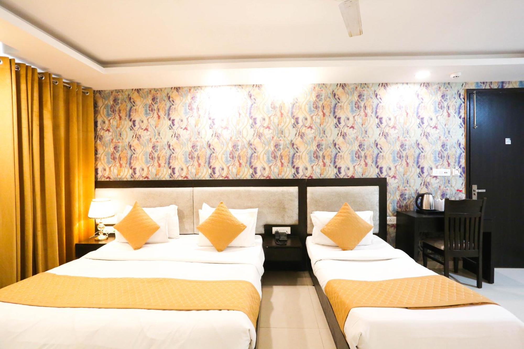 Hotel Aashiyana