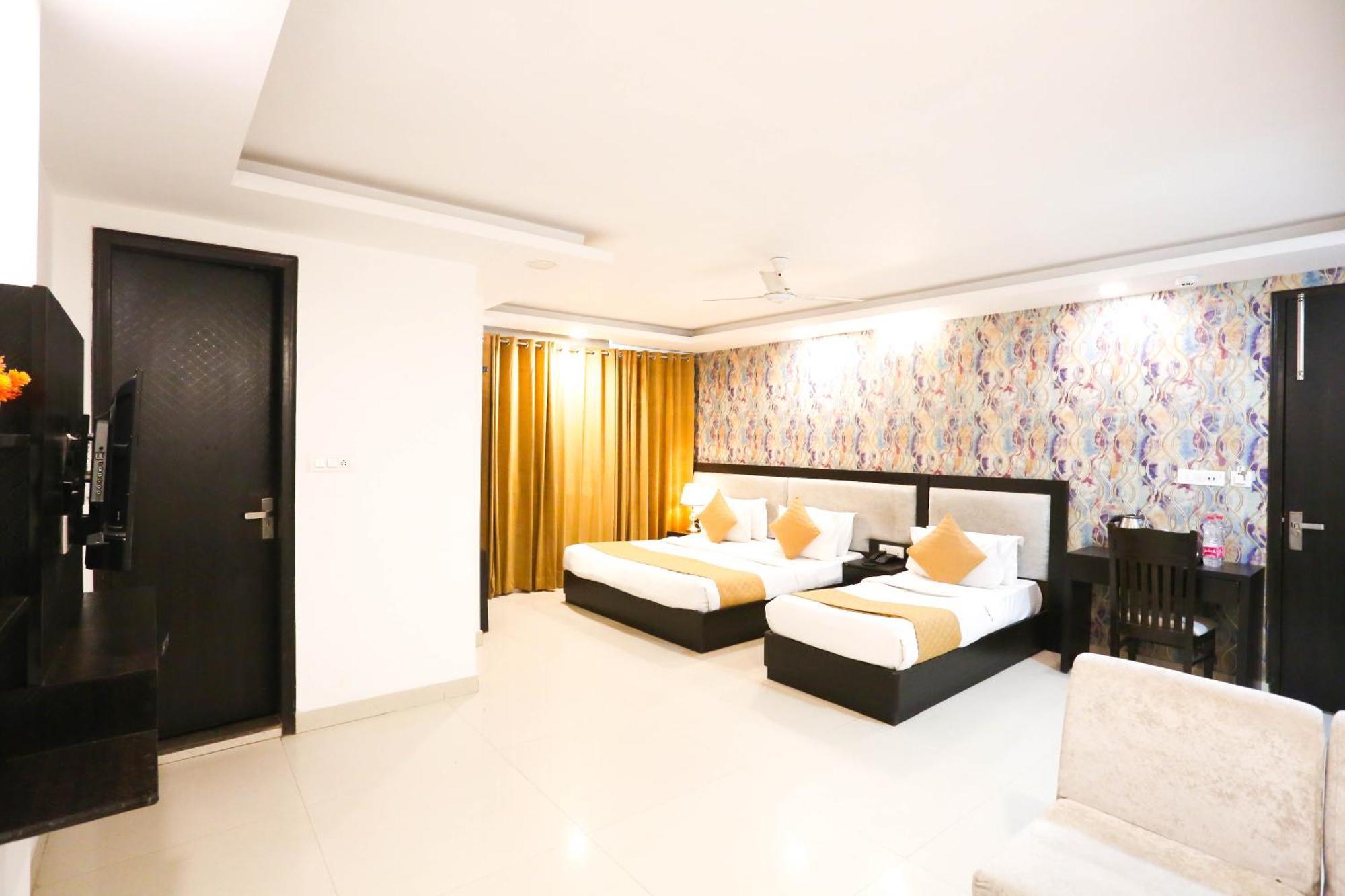 Aashiyana Hotel