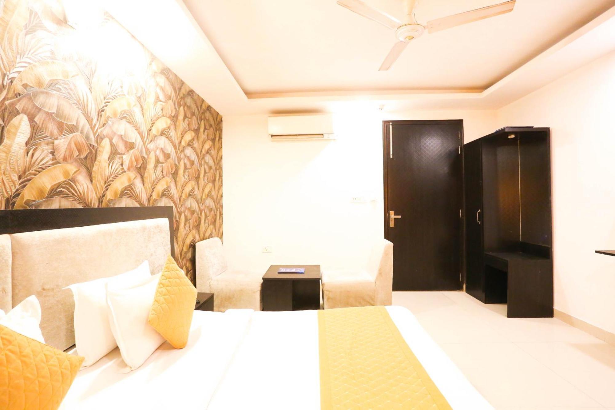 Aashiyana Hotel