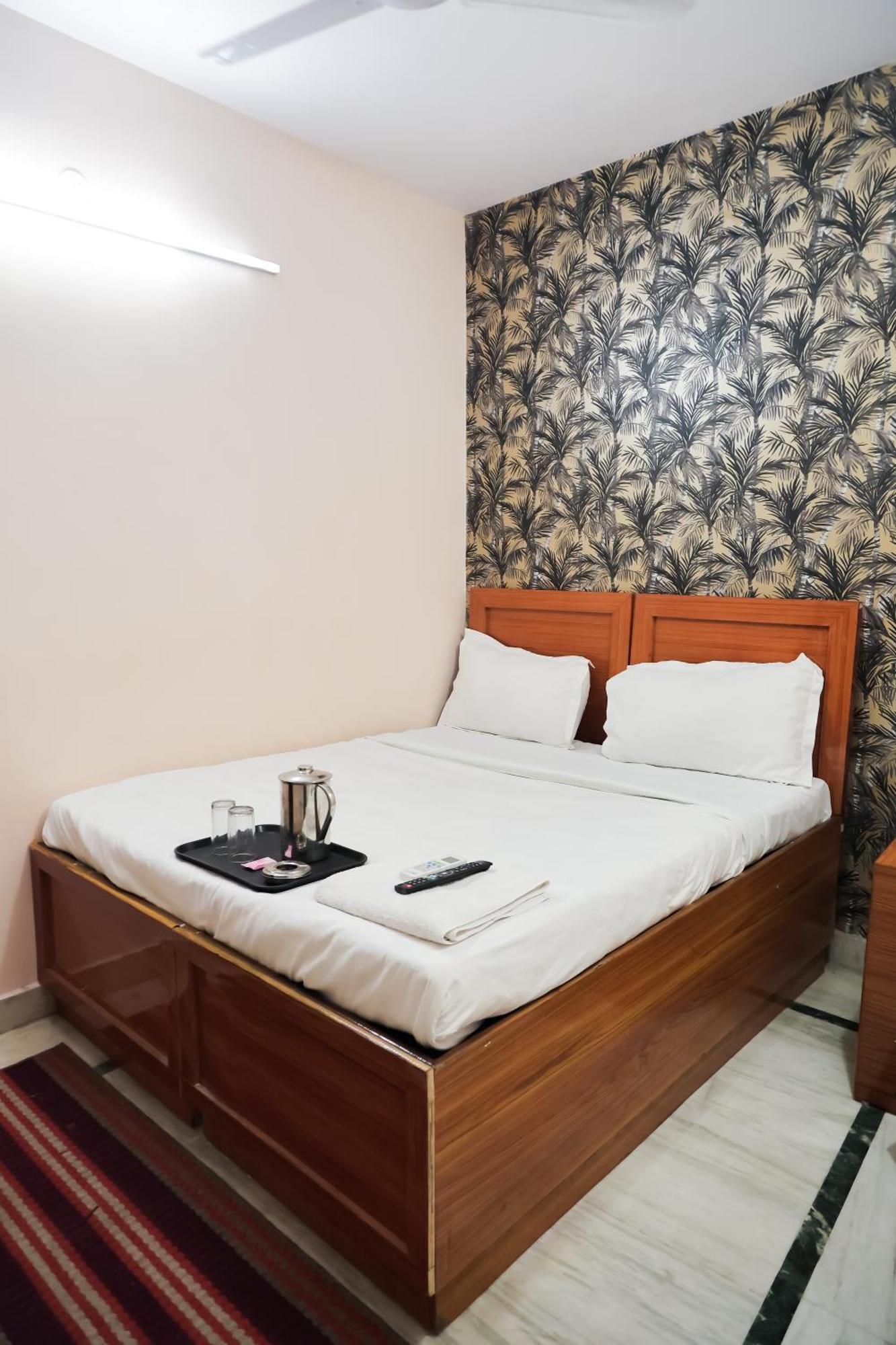 Mannat - Laxmi Nagar 3*