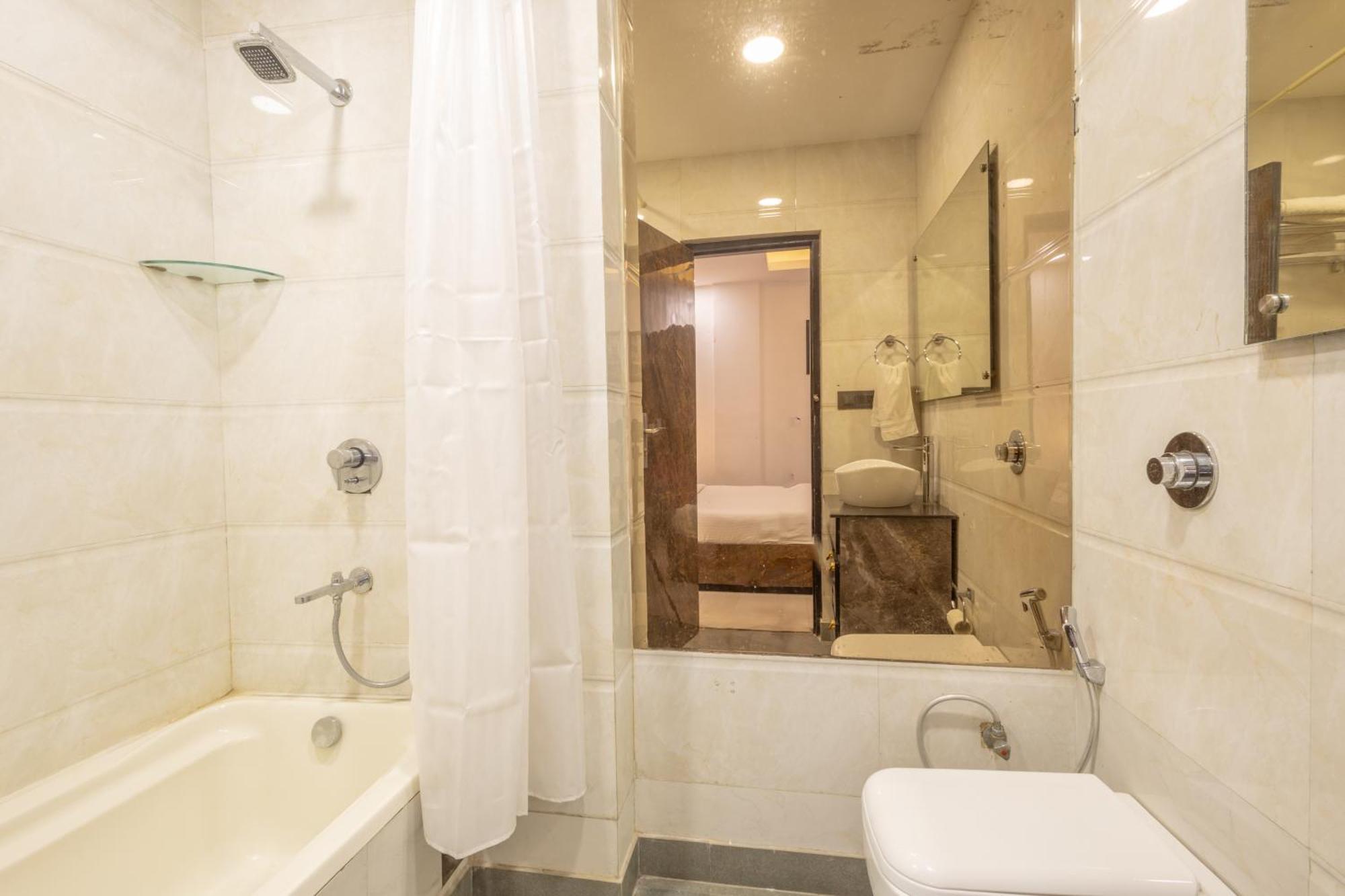 Cosmo Near Blk Hospital Karol Bagh 4* Delhi (National Capital Territory of India)